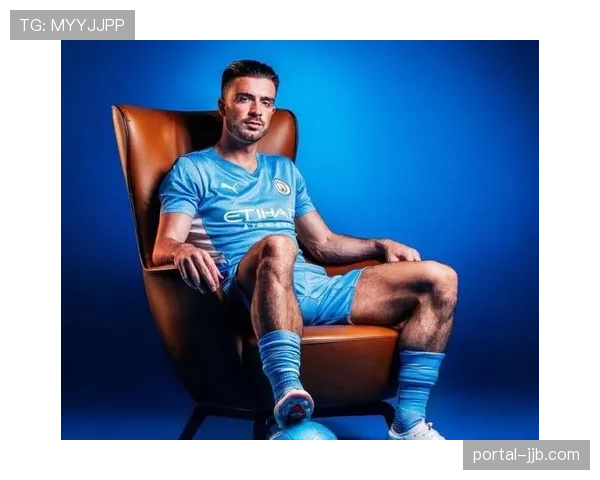 格拉利什转会埃弗顿后表现活跃 中场组织作用明显