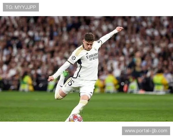 皇马青训应急方案：防线全灭下19岁法蒂迎证明机会